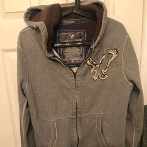 American Eagle zip up